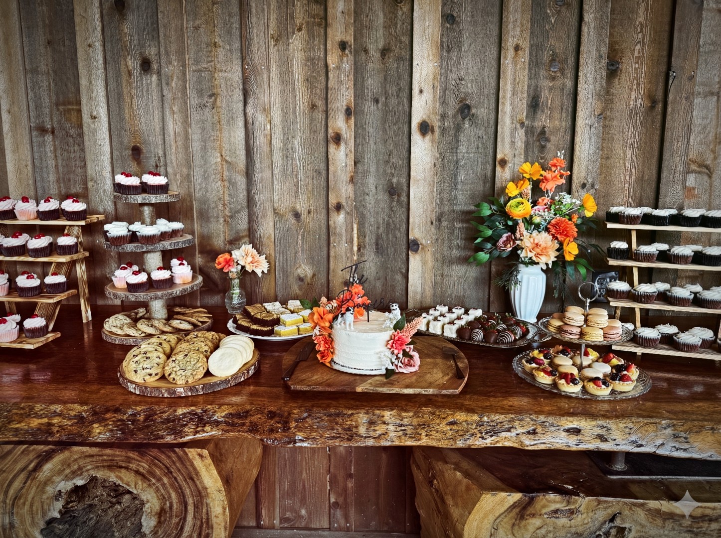 ID-Accent-4 Intense Devotion sweetheart table floral décor rental