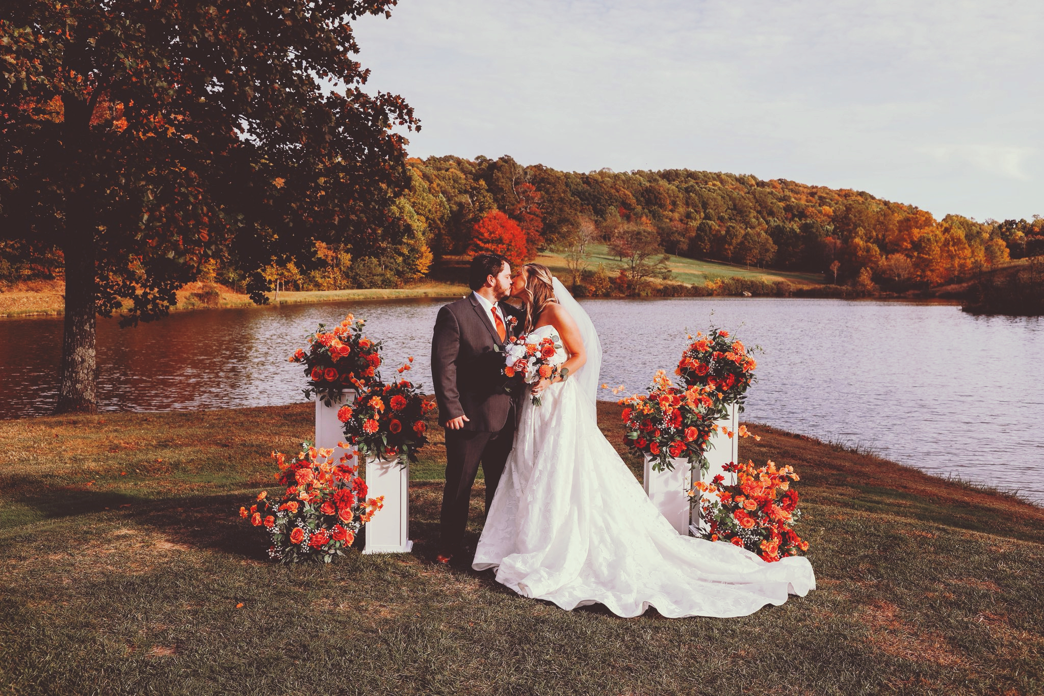 PD-11 wedding ceremony pedestal floral set rental